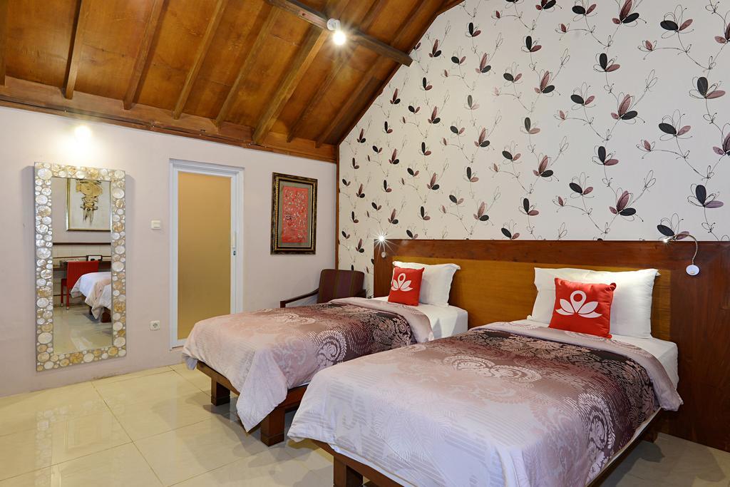 Zen Premium Tegal Panggung Danurejan Hotel ยอกยาการ์ตา ภายนอก รูปภาพ